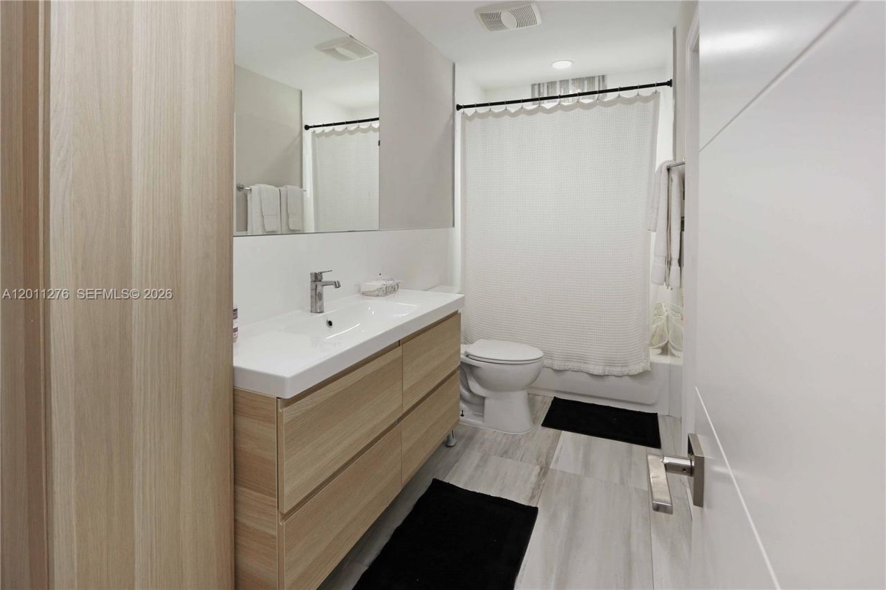 1333 Tyler St, Hollywood, FL 33019 Photo