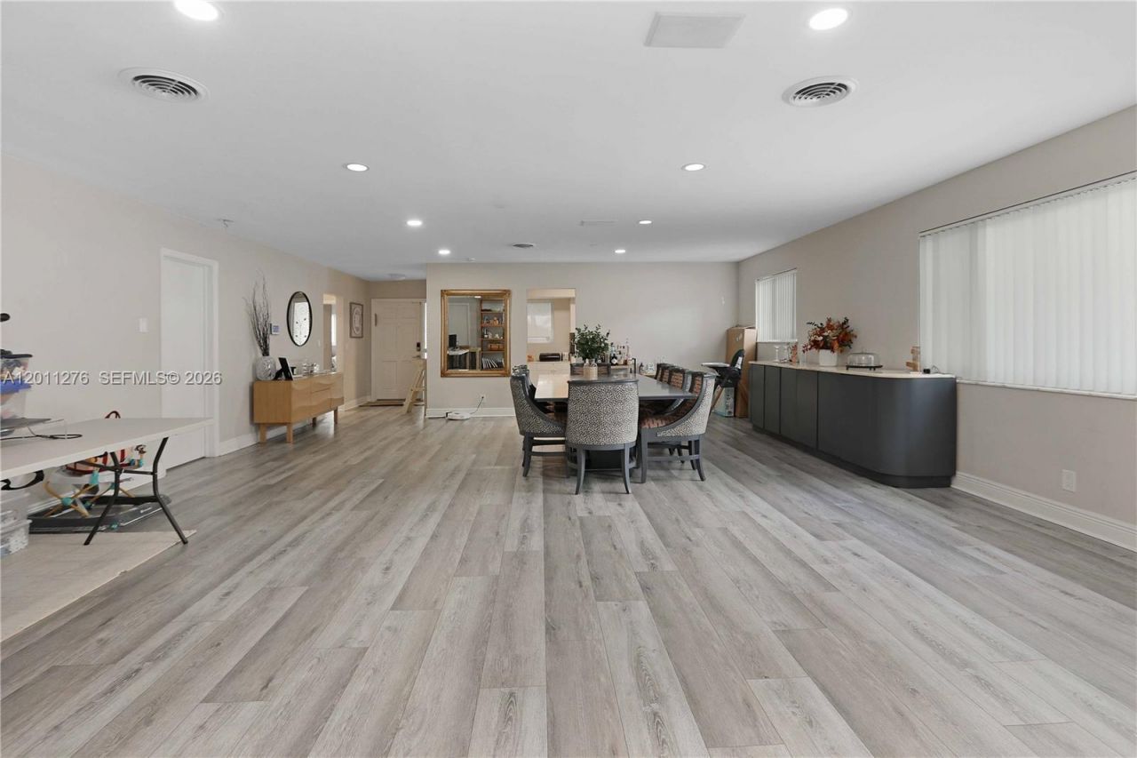 1333 Tyler St, Hollywood, FL 33019 Photo