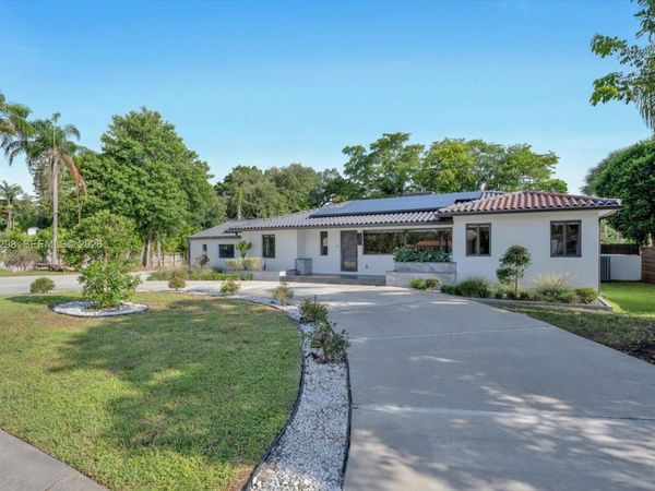 29 NE 95th St, Miami Shores, FL 33138