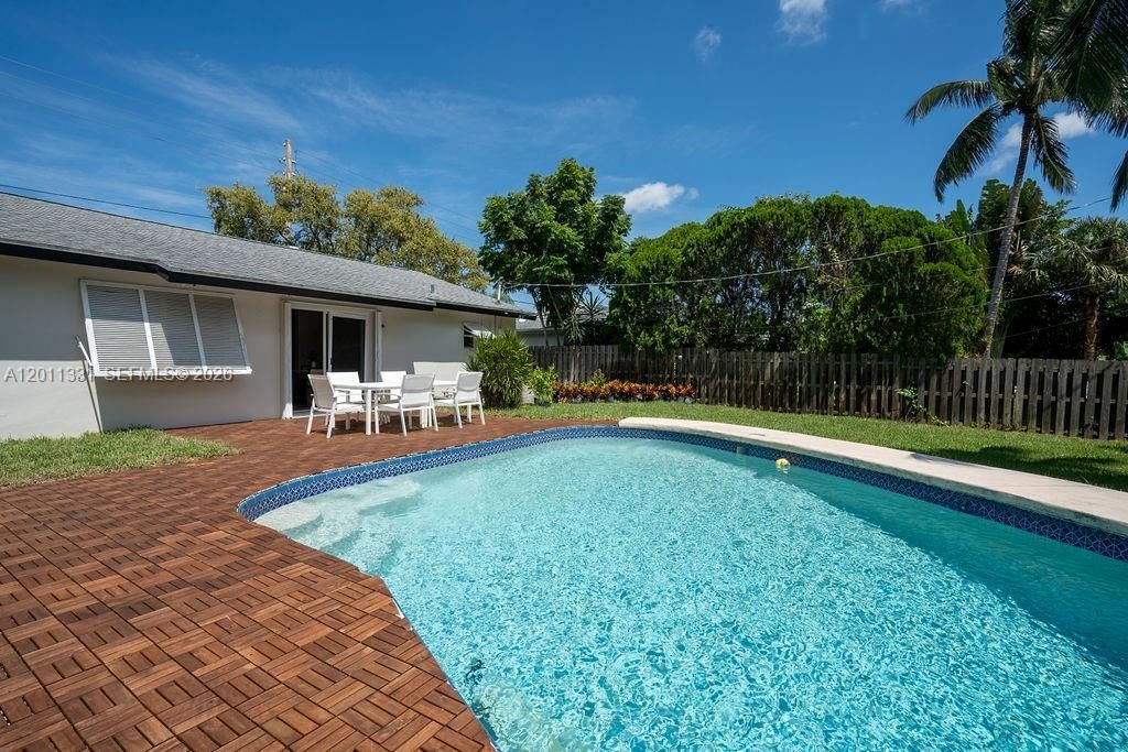 736 Prosperity Farms Rd , North Palm Beach, FL 33408 Photo