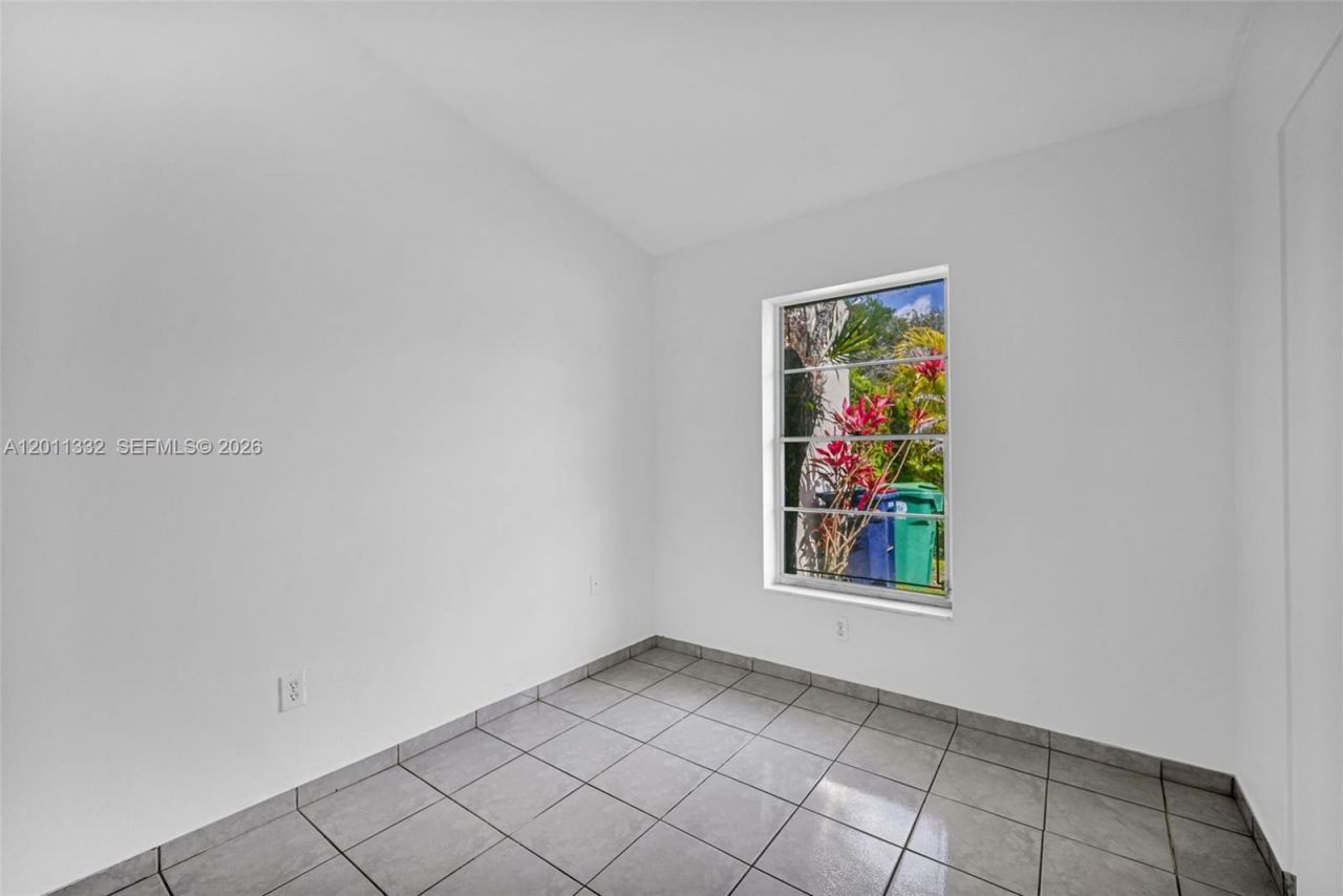 12438 SW 115th Ter , Miami, FL 33186 Photo