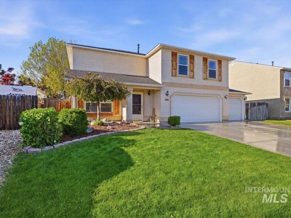 396 E Willowcreek Dr, Middleton, ID 83644