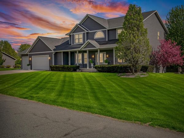 W7885 Country AVENUE, Holmen, WI 54636