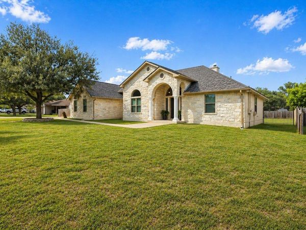 116 Puna LN , Bastrop, TX 78602