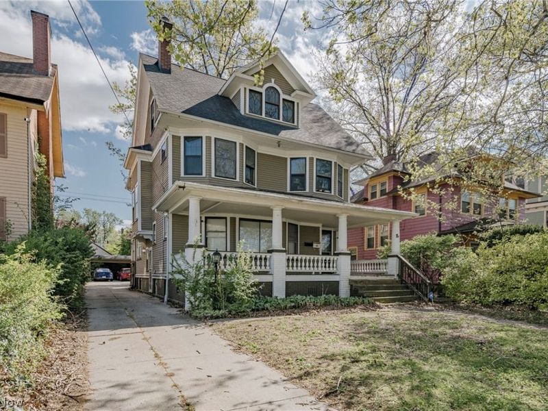 10906 Ashbury Avenue, Cleveland, OH 44106 Photo 2