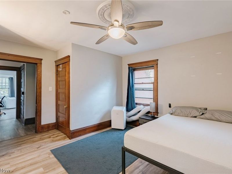 10906 Ashbury Avenue, Cleveland, OH 44106 Photo 24