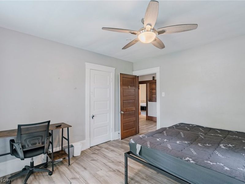 10906 Ashbury Avenue, Cleveland, OH 44106 Photo 27