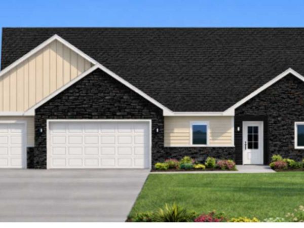 148 Hidden Oaks Circle, Mankato, MN 56001
