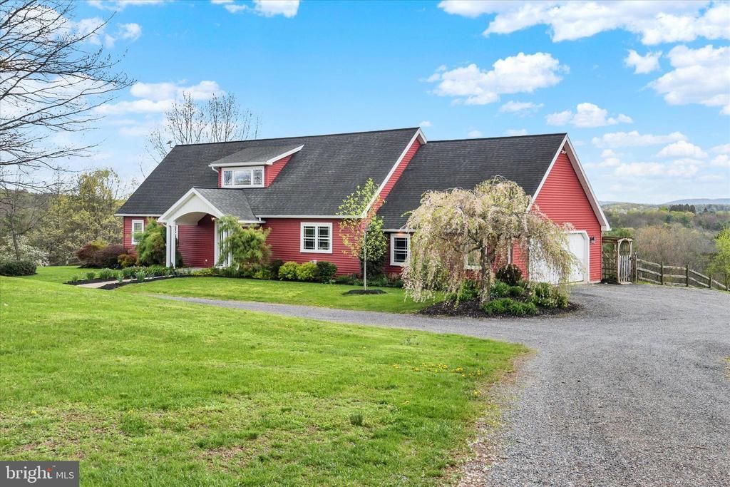 449 PAULINE LANE , MOUNT PLEASANT MILLS, PA 17853