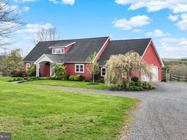 449 PAULINE LANE, MOUNT PLEASANT MILLS, PA 17853