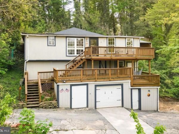65 PINE CREEK LANE, YORK, PA 17404