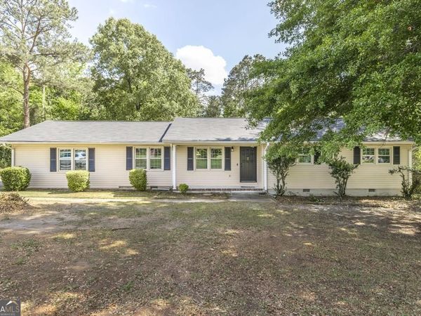 303 Woodhaven Road, Centerville, GA 31028