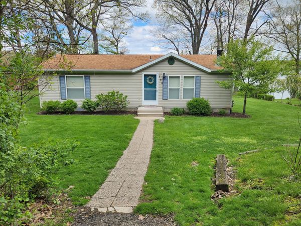 308 Lake Shore Drive, Cassopolis, MI 49031