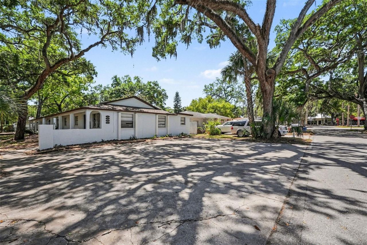 5622-5640 Missouri Ave, New Port Richey, FL 34652 Photo