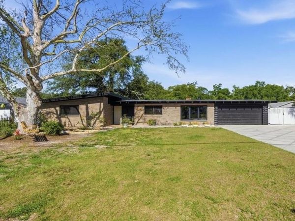 9718 N OREGON AVENUE, TAMPA, FL 33612