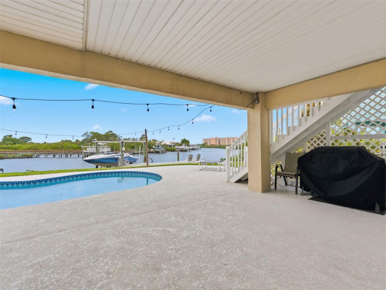 5551 Jobeth Dr, New Port Richey, FL 34652 Photo