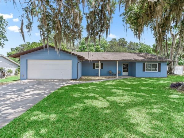 12109 SE 61ST COURT , BELLEVIEW, FL 34420