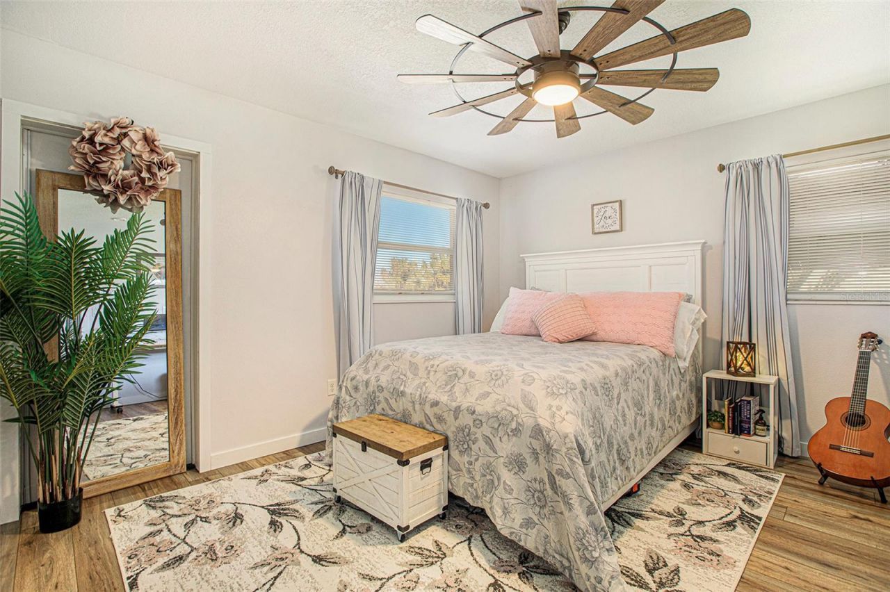 10215 Manatee Avenue W, Unit 7, Bradenton, FL 34209 Photo