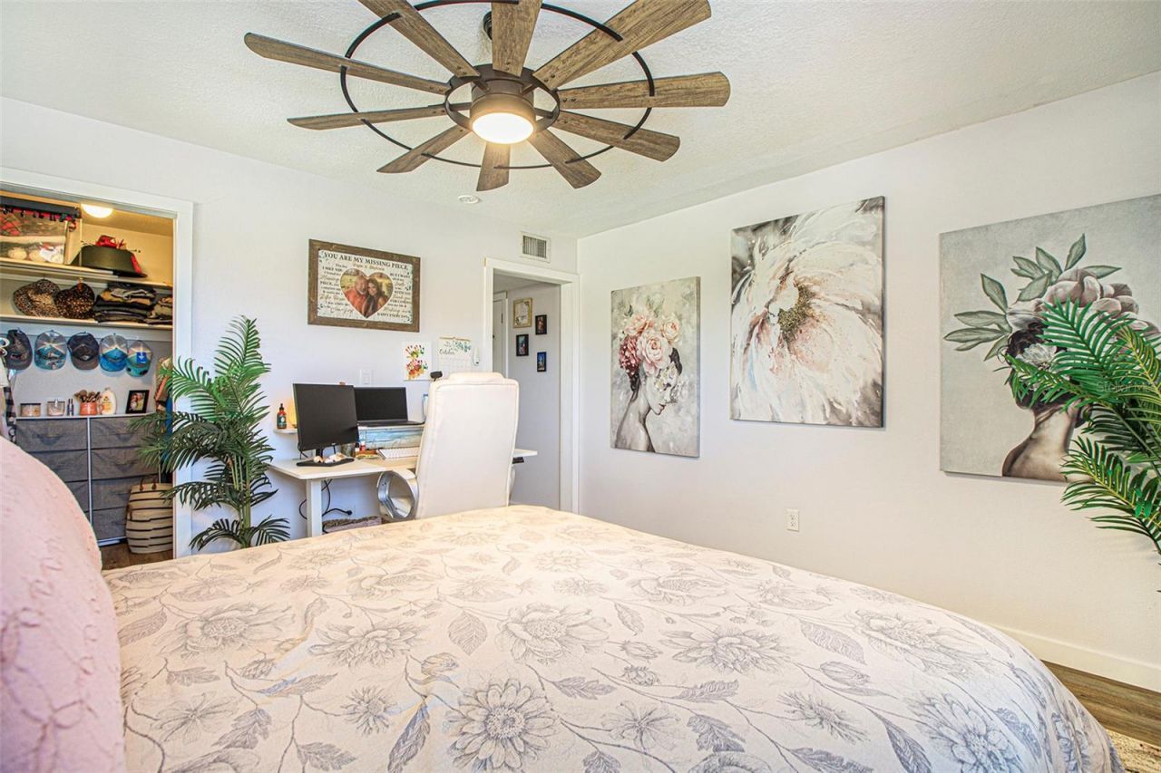 10215 Manatee Avenue W, Unit 7, Bradenton, FL 34209 Photo