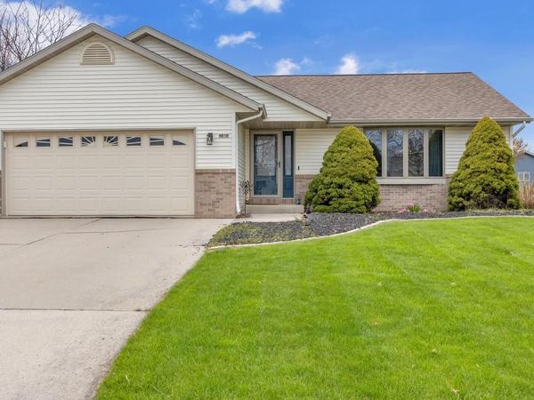 4916 White Fox DRIVE, Sheboygan, WI 53081