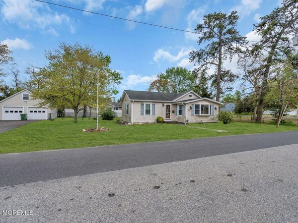 145 Cable Avenue, Beachwood, NJ 08722