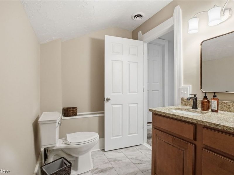 14871 Mayfield Road, Huntsburg, OH 44046 Photo 35