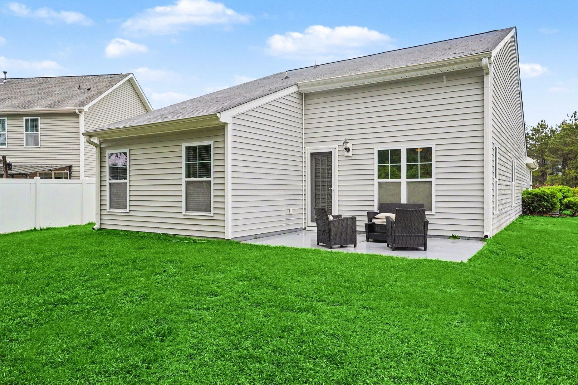 400 Stafford Dr.  Photo 23