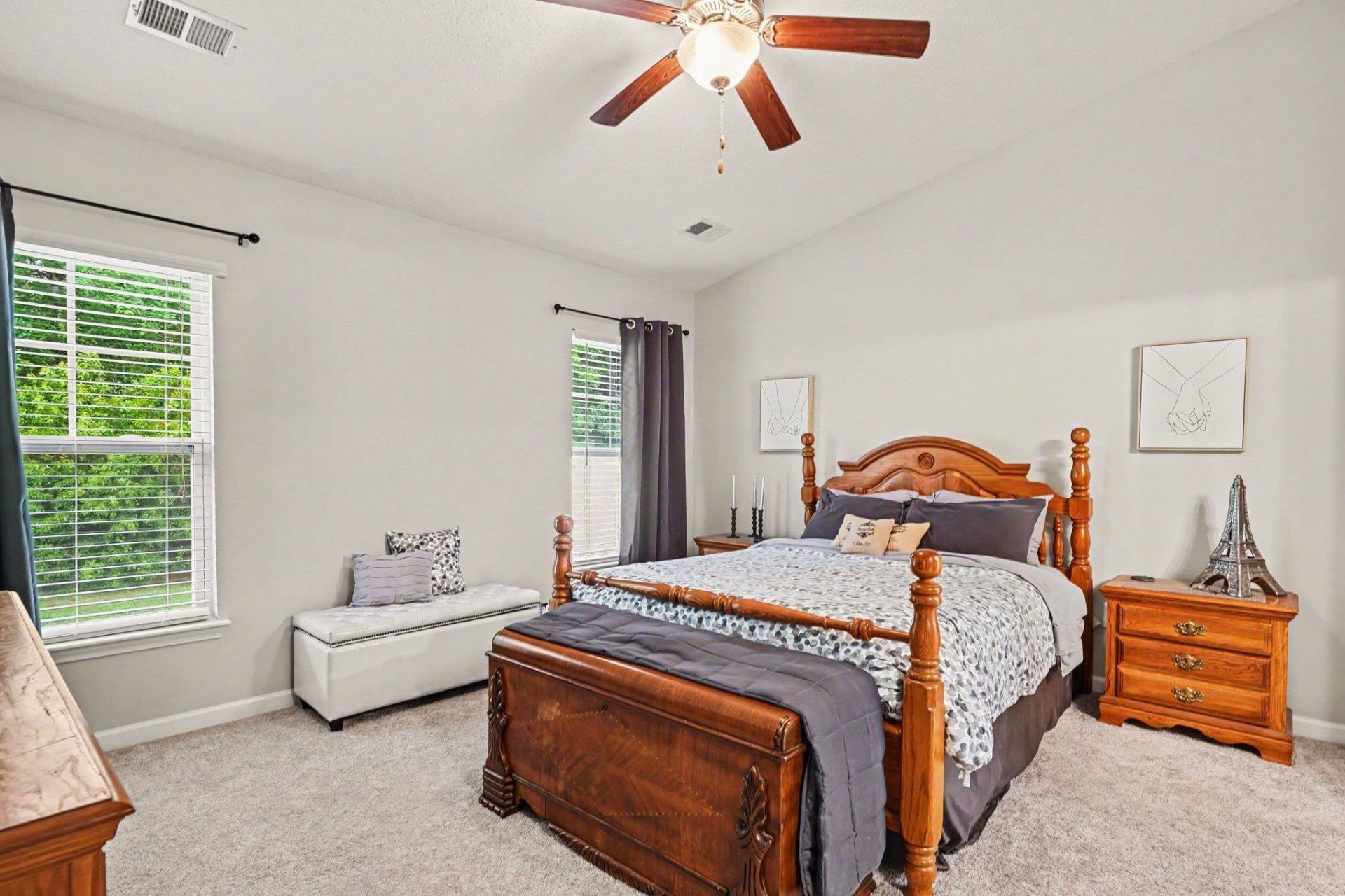 400 Stafford Dr.  Photo 8