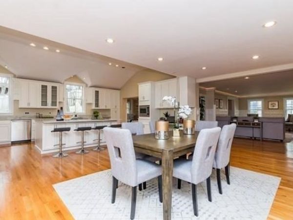 29 Gammons, Newton, MA 02468
