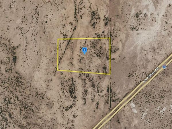 700 E Circle B Road, Willcox, AZ 85643