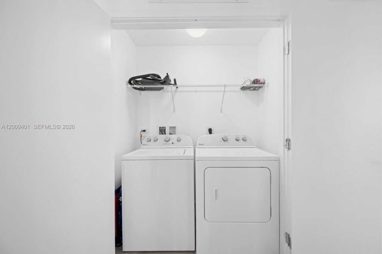 999 SW 1st Ave , Unit 1514, Miami, FL 33130 Photo