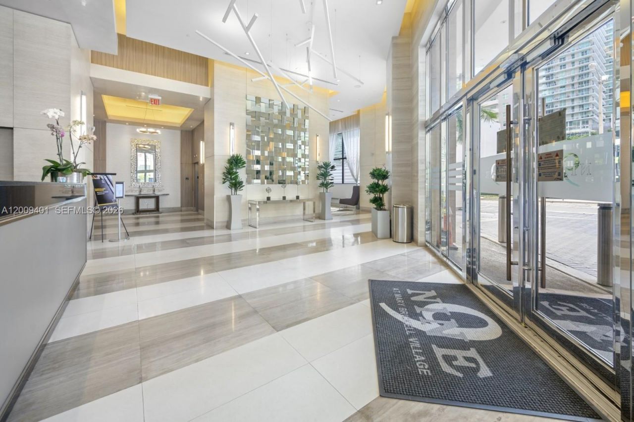 999 SW 1st Ave , Unit 1514, Miami, FL 33130 Photo