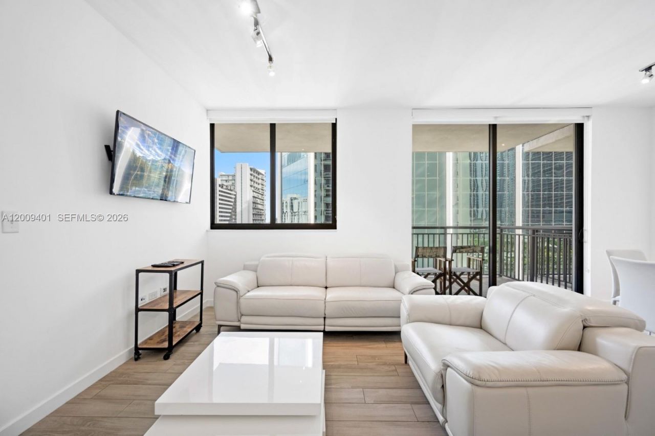 999 SW 1st Ave , Unit 1514, Miami, FL 33130 Photo