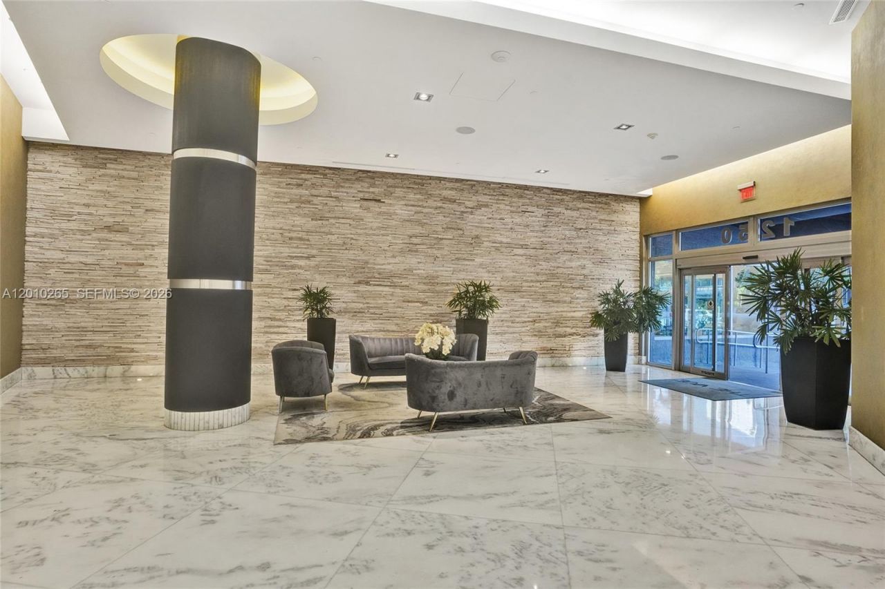 1250 S Miami Ave , Unit 2103, Miami, FL 33130 Photo