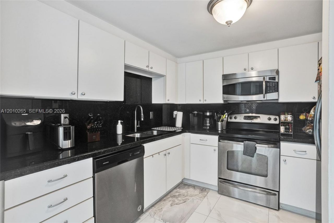 1250 S Miami Ave , Unit 2103, Miami, FL 33130 Photo