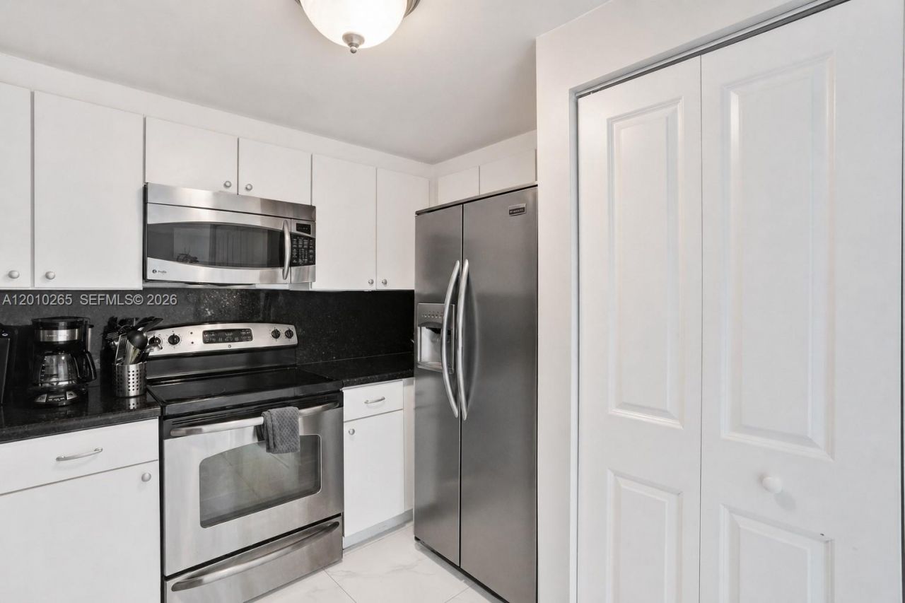 1250 S Miami Ave , Unit 2103, Miami, FL 33130 Photo