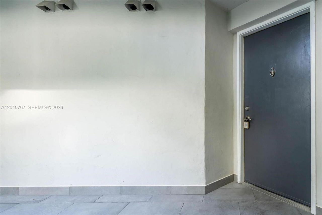 9431 Fontainebleau Blvd, Unit 112, Miami, FL 33172 Photo