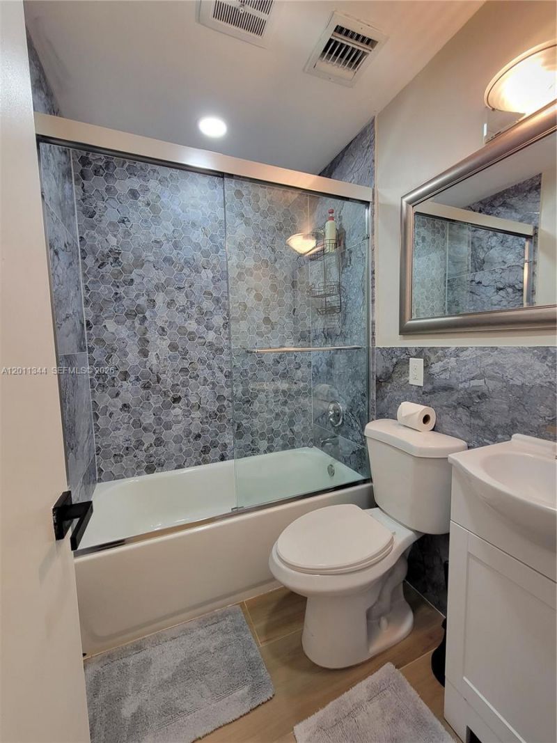 913 Lighthouse Dr, North Palm Beach, FL 33408 Photo