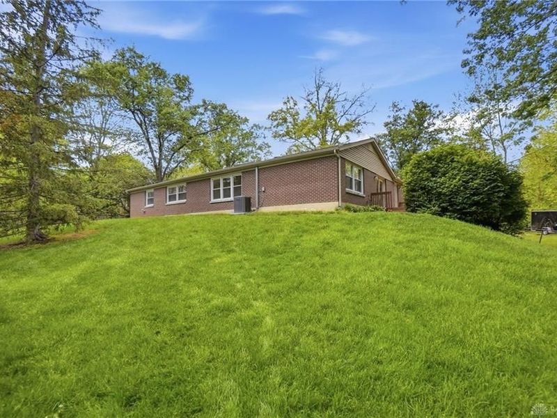 2193 Regent Park Drive, Bellbrook, OH 45305 Photo 28