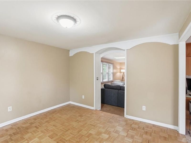 2193 Regent Park Drive, Bellbrook, OH 45305 Photo 8