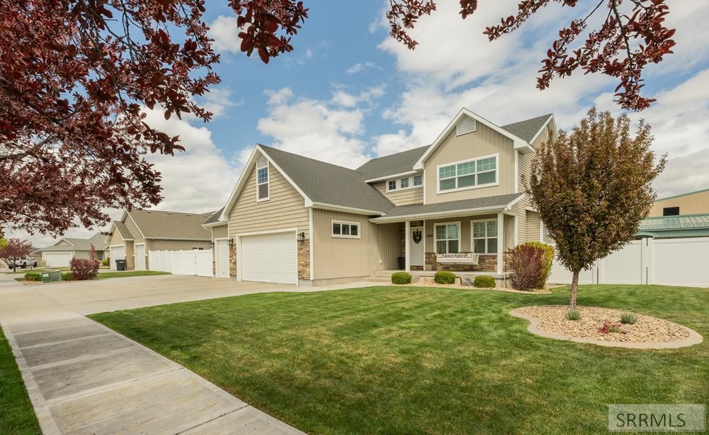 1287 Red Robin Avenue, Idaho Falls, ID 83401 Main Photo