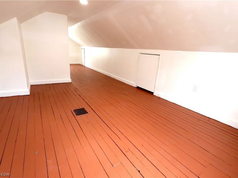 16405 Glendale Avenue, Cleveland, OH 44128 Photo 15