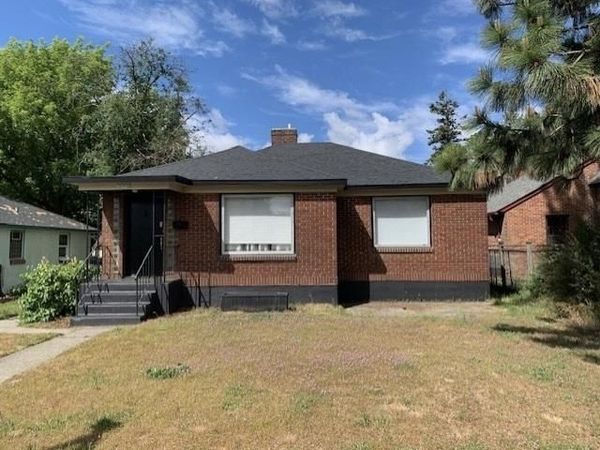 4323 N Wall St, Spokane, WA 99205