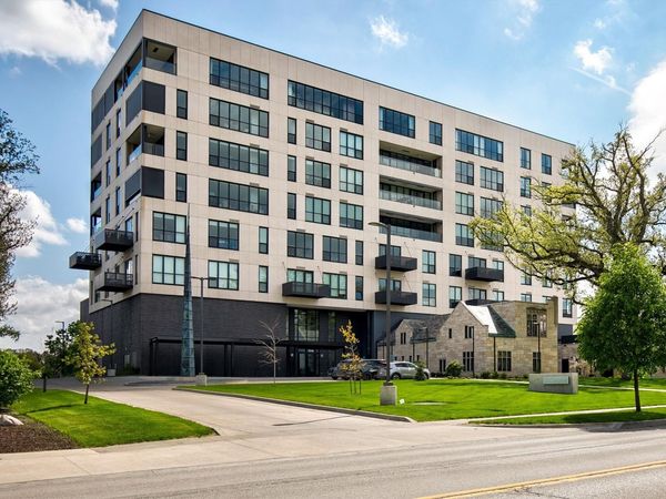 3750 Grand Avenue, Unit 501, Des Moines, IA 50312