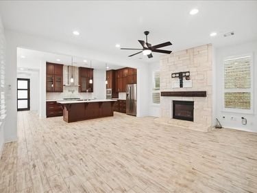 8047 Sunflower Lane, Dallas, TX 75252