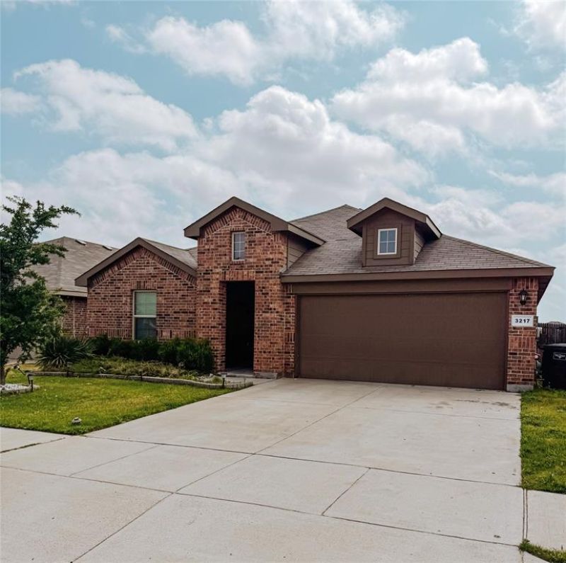 3217 Quiet Valley Road, Fort Worth, TX 76123 Main Photo
