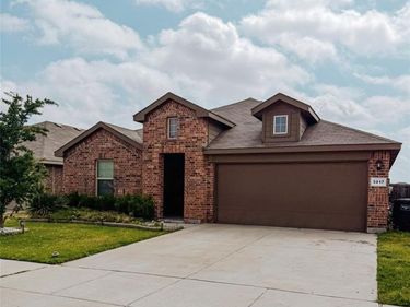 3217 Quiet Valley Road, Fort Worth, TX 76123
