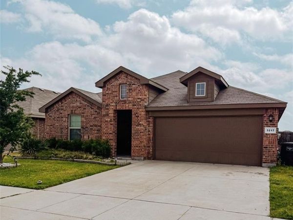 3217 Quiet Valley Road, Fort Worth, TX 76123