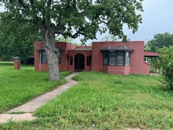817 Tanglewood Drive, Clyde, TX 79510
