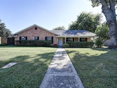 3262 Camelot Drive, Dallas, TX 75229